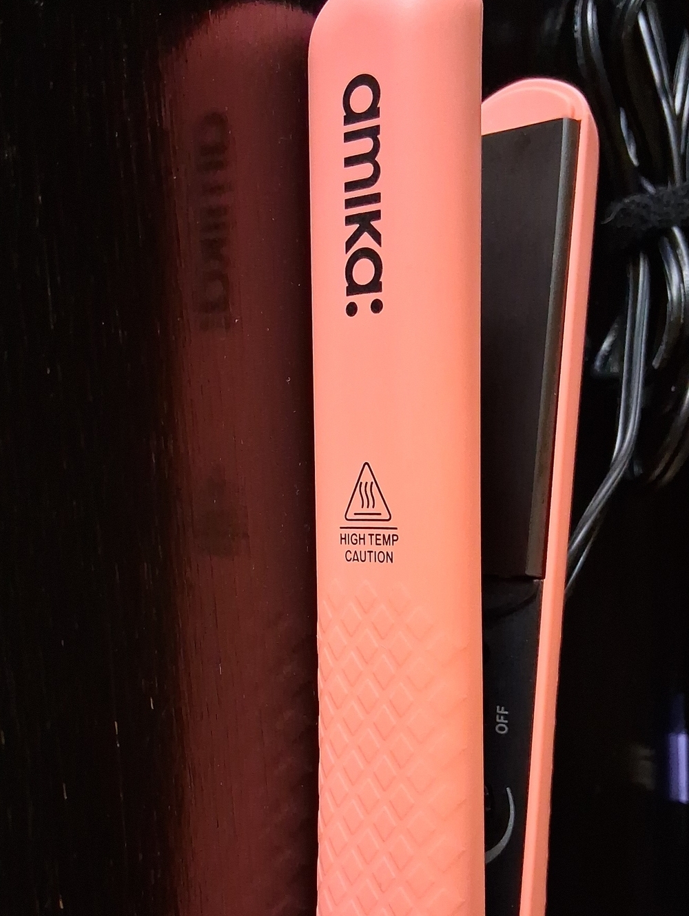 Amika Flat Iron EUC